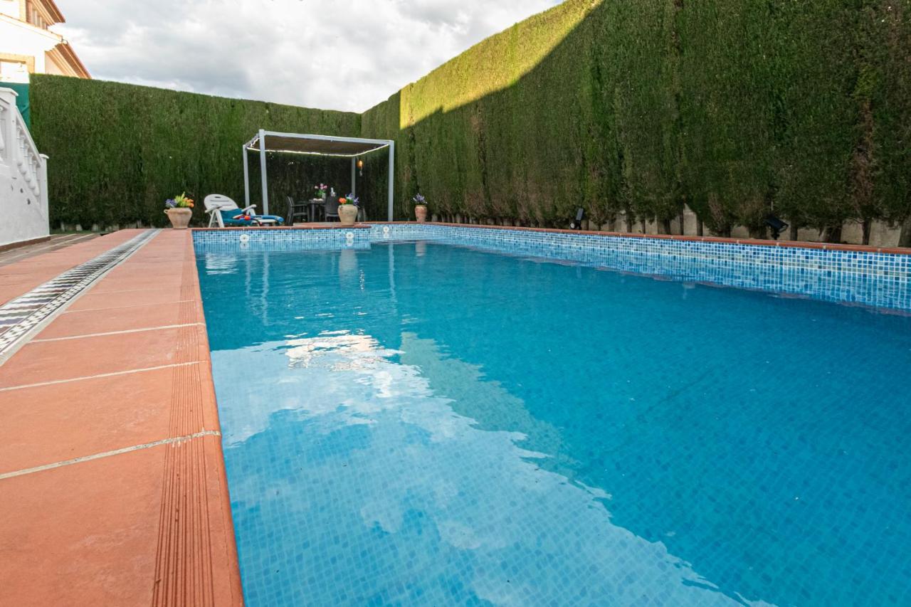 Casa De La Vega Villa Cullar Vega Exterior photo